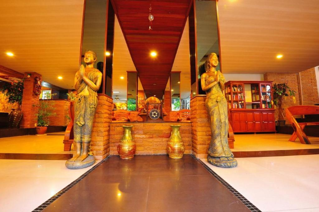 Sathorn Saint View Serviced 公寓式飯店 2*