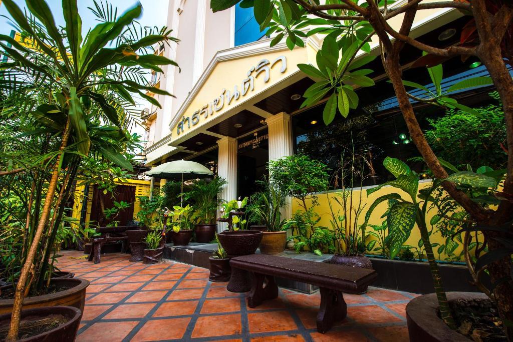 Sathorn Saint View Serviced 公寓式飯店