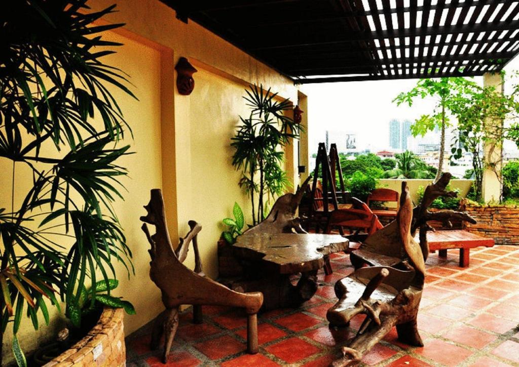 מלון דירות Sathorn Saint View Serviced
